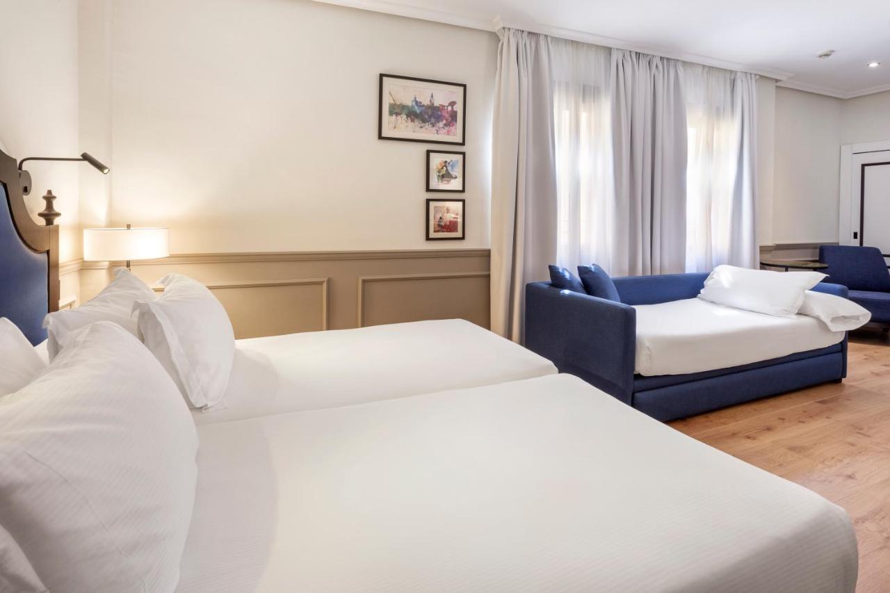H10 Corregidor Boutique Hotel Sevilla Bagian luar foto