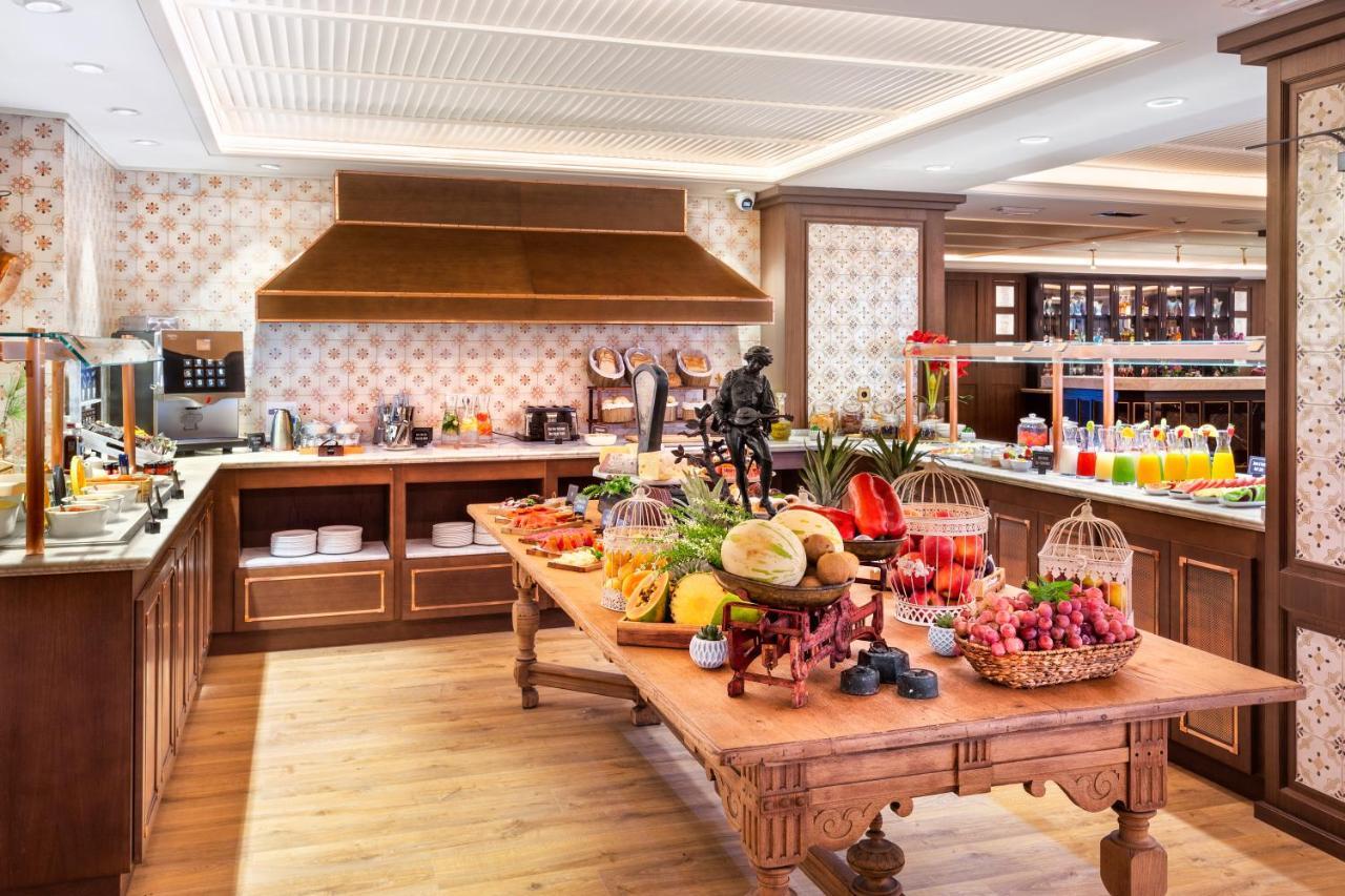 H10 Corregidor Boutique Hotel Sevilla Bagian luar foto