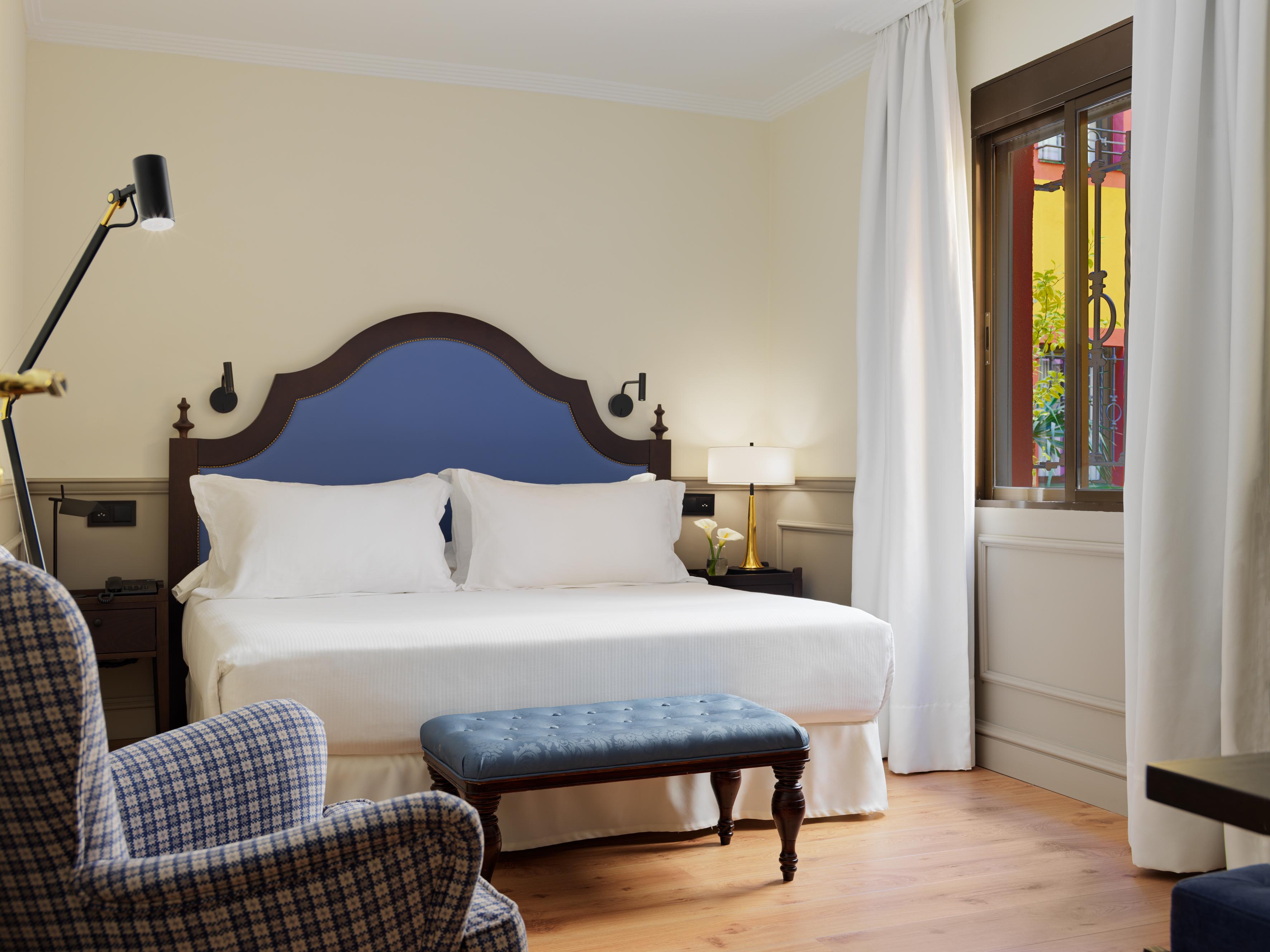 H10 Corregidor Boutique Hotel Sevilla Bagian luar foto