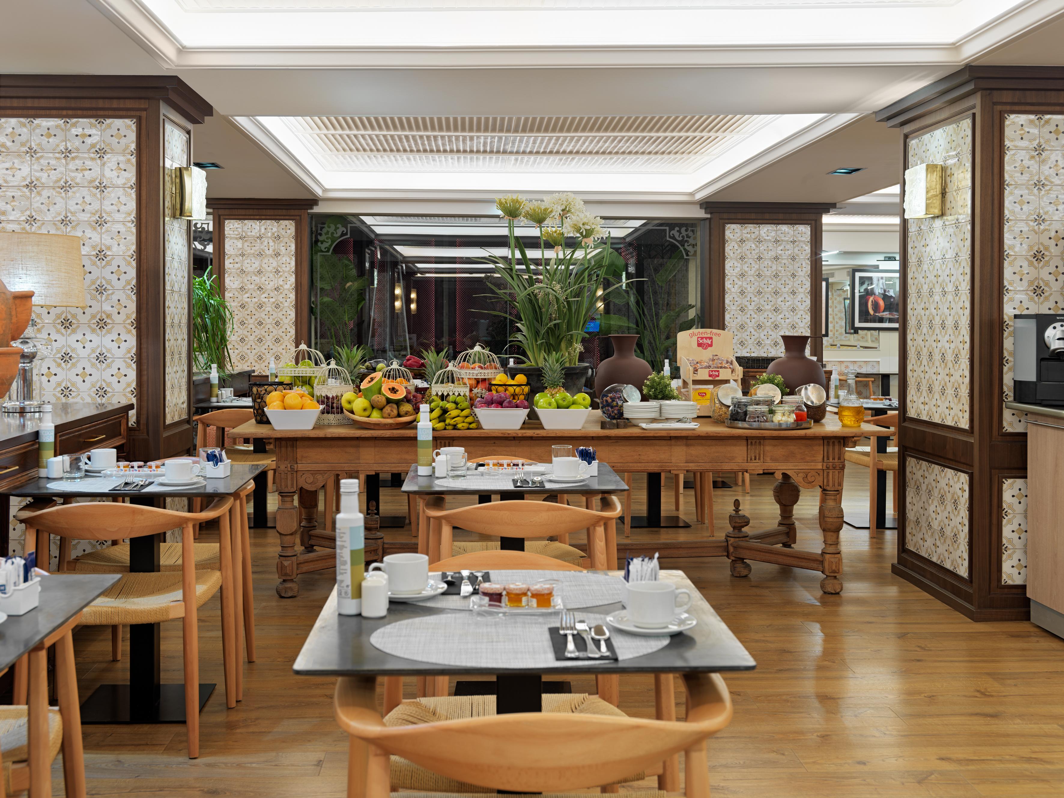 H10 Corregidor Boutique Hotel Sevilla Bagian luar foto